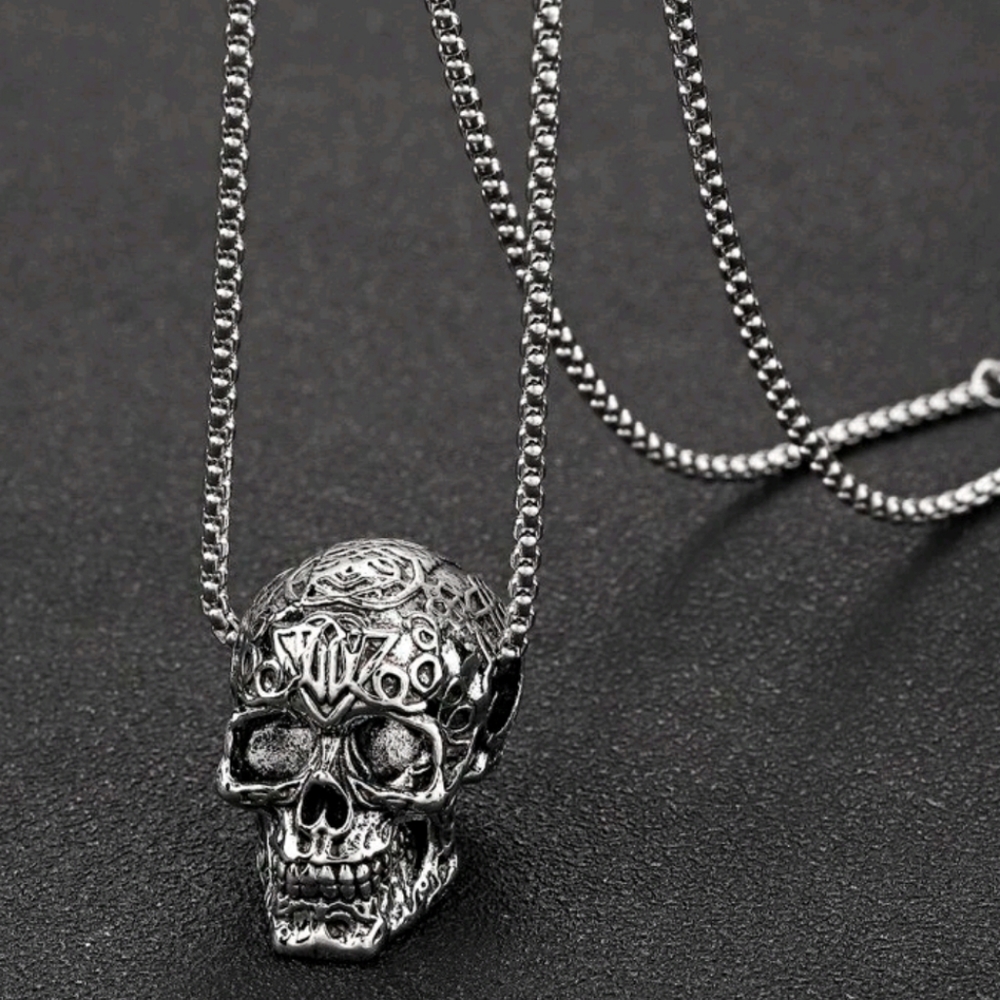 Filigree skull pendant and chain NEW